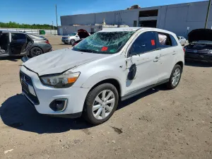 Mitsubishi Outlander 2.0L 4 2015
