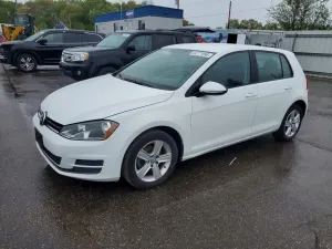 Volkswagen Golf 2L 4 2015