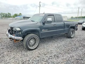 GMC Sierra 6.6L 8 2003
