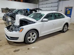 Volkswagen Passat 1.8L 4 2014