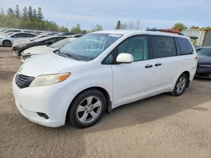 Toyota Sienna 3.5L 6 2013
