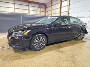 Nissan Altima 2.5L 4 2025