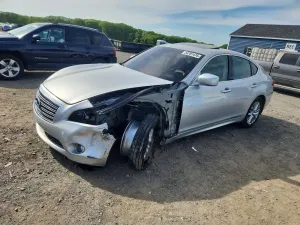 Infiniti M37 3.7L 6 2012