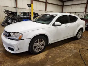 Dodge Avenger 2.4L 4 2012