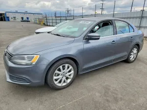 Volkswagen Jetta 1.8L 4 2014