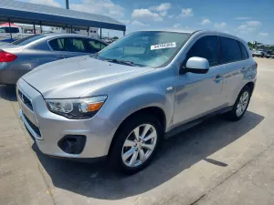 Mitsubishi Outlander 2.0L 4 2015