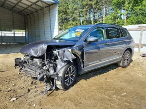 Volkswagen Tiguan 2.0L 4 2020