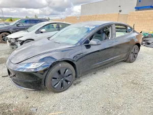 Tesla Model 3 2025