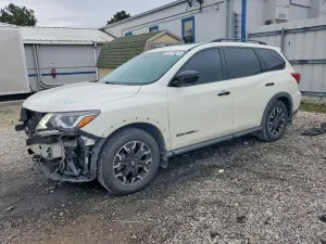 Nissan Pathfinder 3.5L 6 2020