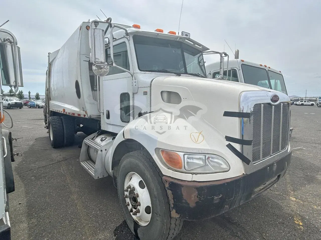 Peterbilt 335/340 8.3L 6 2010