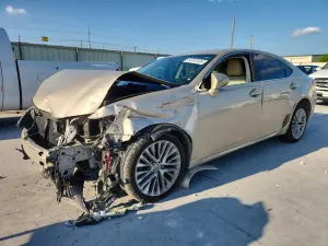 Lexus ES 3.5L 6 2013