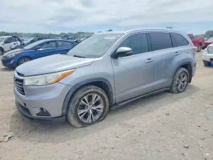 Toyota Highlander 3.5L 6 2014