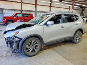 Nissan Rogue 2.5L 4 2015