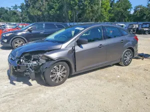 Ford Focus 2.0L 4 2013