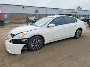 Nissan Altima 2.5L 4 2012