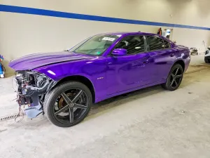 Dodge Charger 5.7L 8 2016