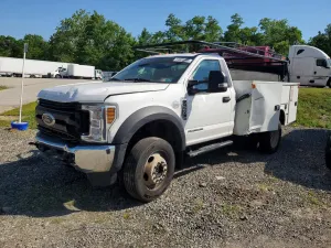 Ford F550 6.7L 8 2019