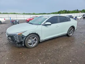 Kia K4 2.0L 4 2025