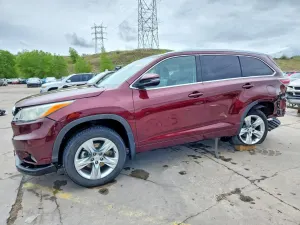 Toyota Highlander 3.5L 6 2014