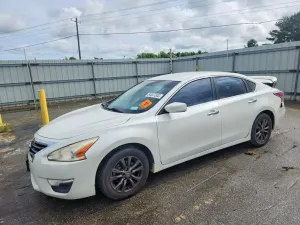 Nissan Altima 2.5L 4 2015