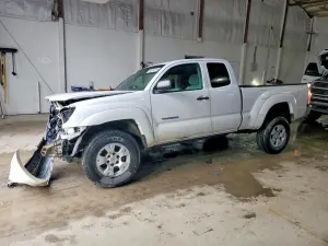 Toyota Tacoma 2.7L 4 2005