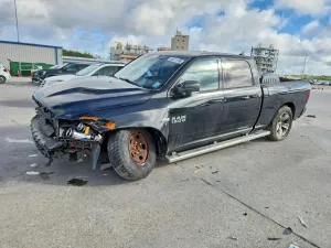 RAM 1500 5.7L 8 2014