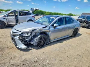 Toyota Camry 2.5L 4 2021