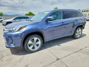 Toyota Highlander 3.5L 6 2018