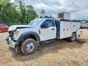 Ford F550 7.3L 8 2021