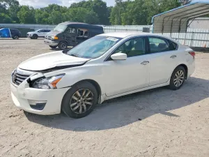 Nissan Altima 2.5L 4 2015