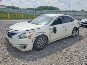 Nissan Altima 2.5L 4 2015