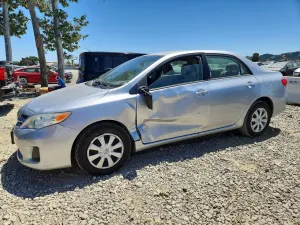 Toyota Corolla 1.8L 4 2011