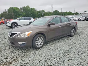 Nissan Altima 2.5L 4 2015