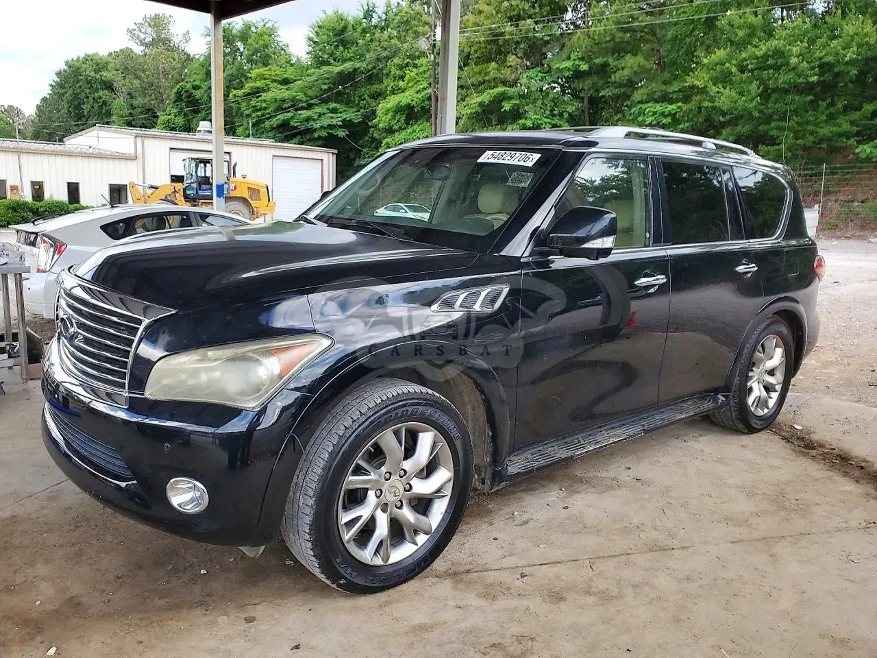 Infiniti QX56 5.6L 8 2011