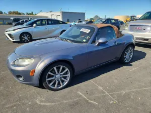 Mazda MX-5 (Miata) 2.0L 4 2006