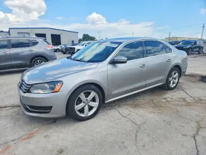 Volkswagen Passat 2.5L 5 2012