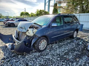 Toyota Sienna 3.5L 6 2009