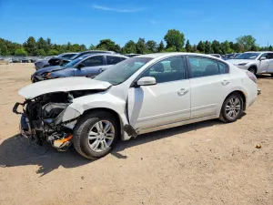 Nissan Altima 2.5L 4 2012