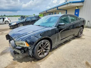 Dodge Charger 5.7L 8 2013