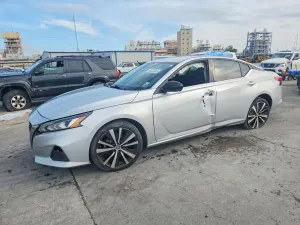 Nissan Altima 2.5L 4 2019