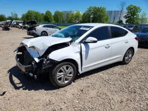 Hyundai Elantra 2.0L 4 2020