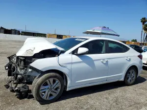 Hyundai Elantra 2.0L 4 2020