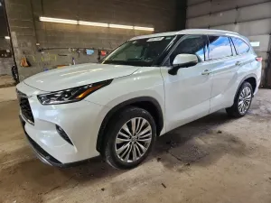 Toyota Highlander 2.4L 4 2023