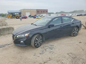 Nissan Altima 2.5L 4 2020