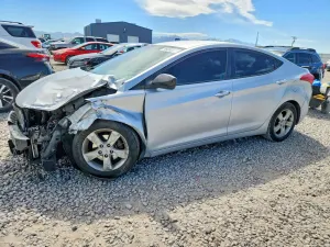 Hyundai Elantra 1.8L 4 2012