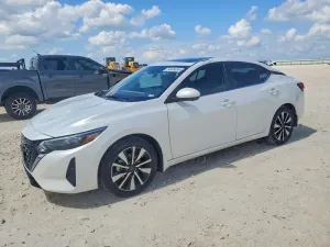 Nissan Sentra 2.0L 4 2025