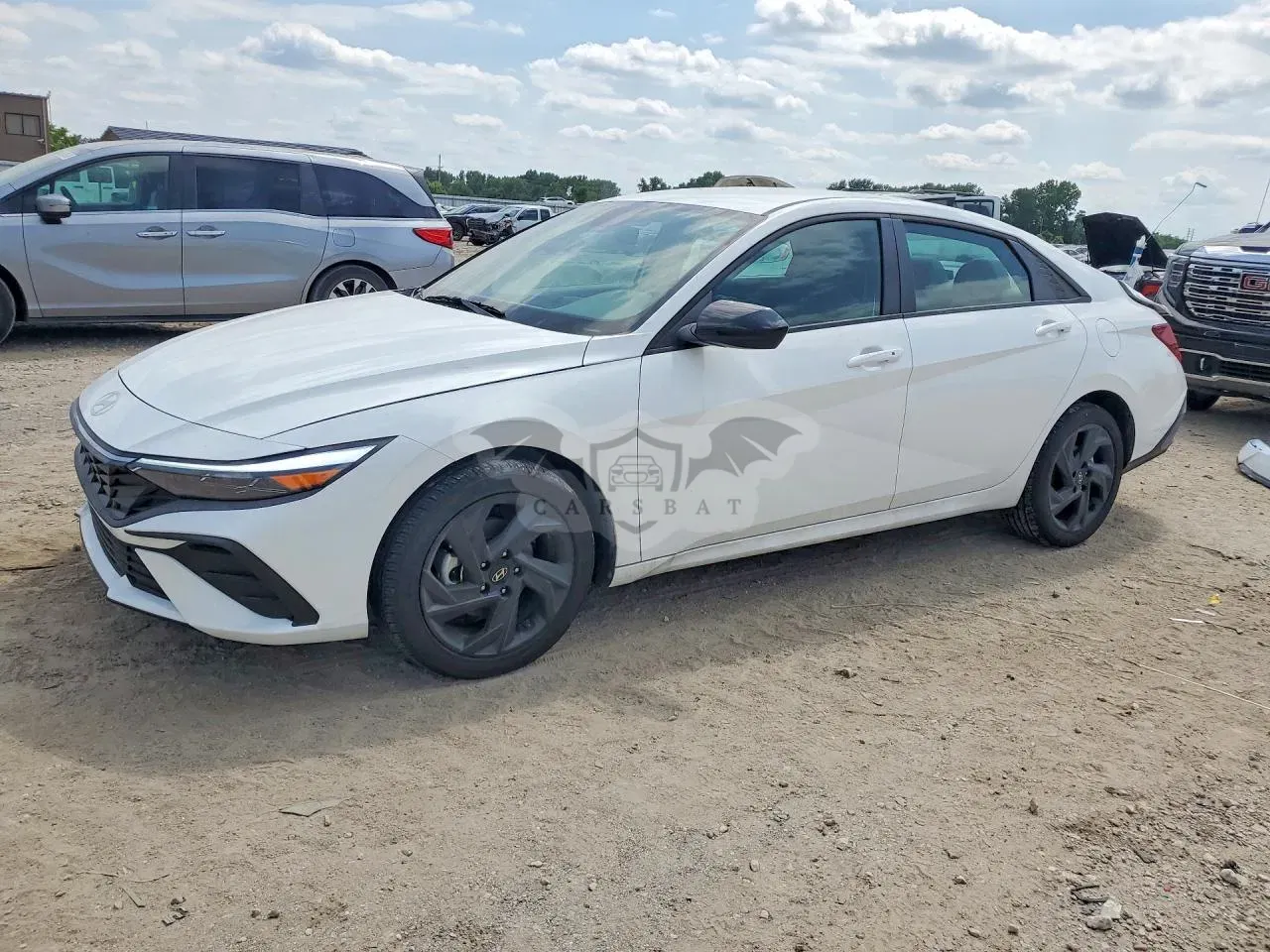 Hyundai Elantra 2.0L 4 2026