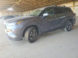 Toyota Highlander 3.5L 6 2022