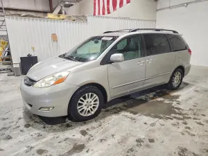 Toyota Sienna 3.5L 6 2009