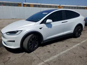 Tesla Model X 2022